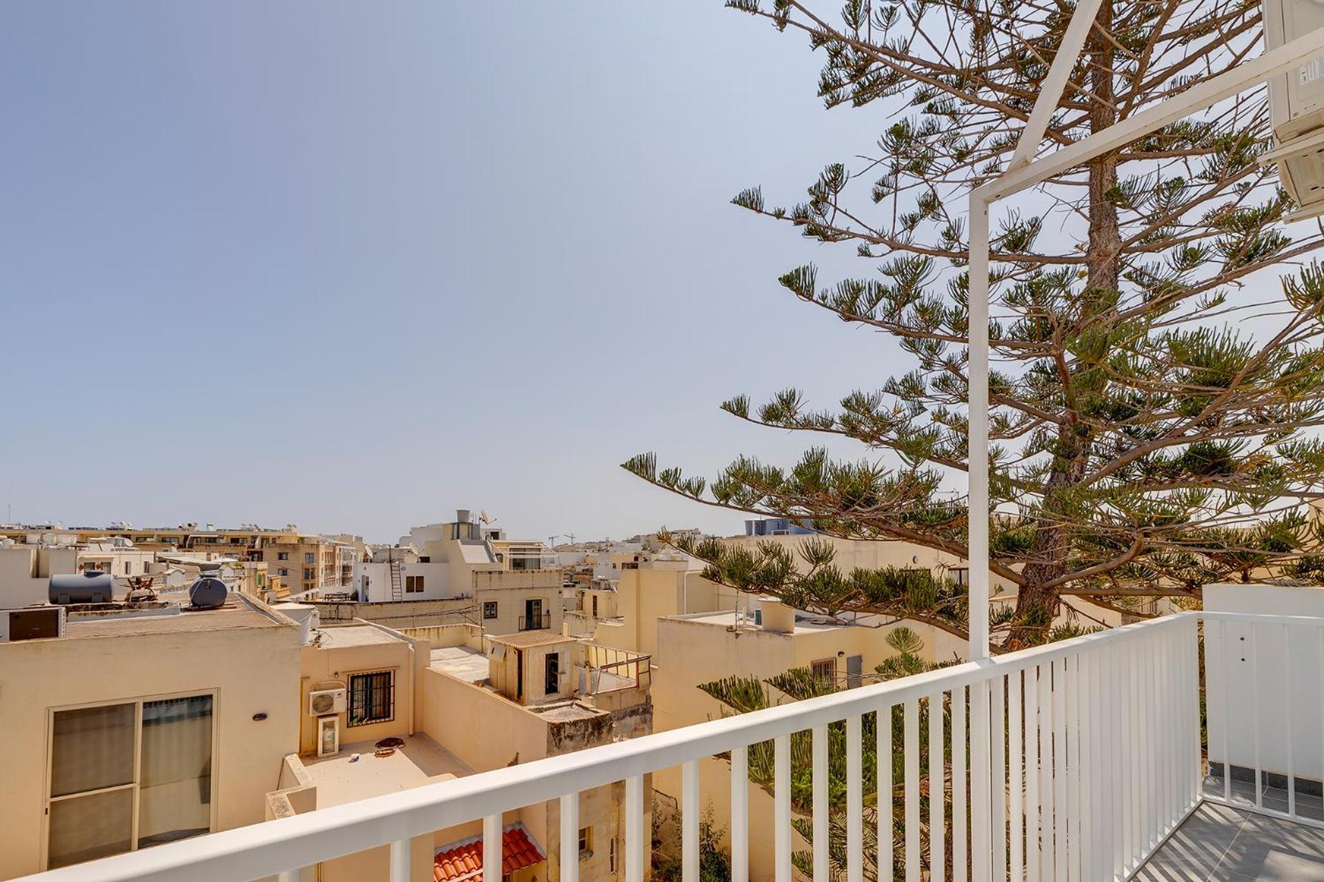 Apartman Stunning 2br Penthouse In