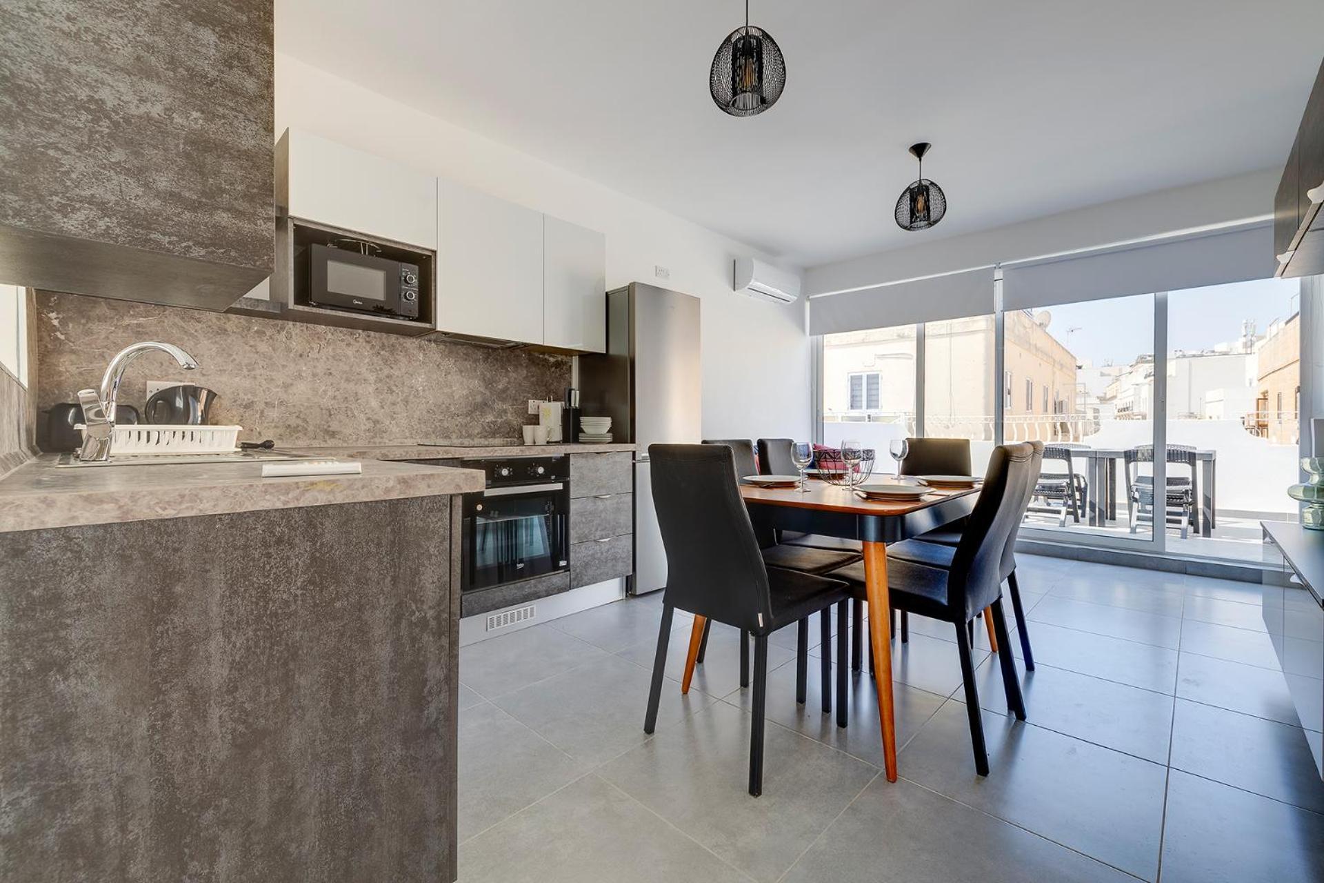 Stunning 2br Penthouse In Apartman Sliema
